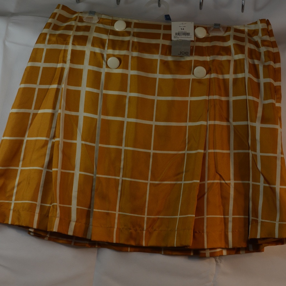 Joe SZ 14 Skirt NWT